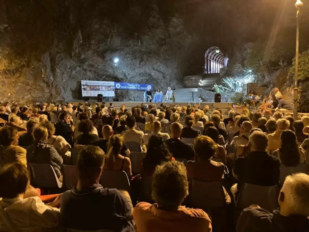 Monterosso: successo di pubblico per Paolo Crepet - LevanteNews