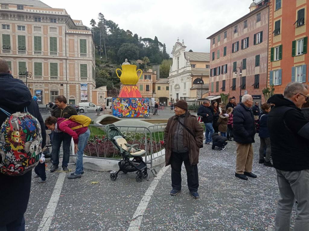 Chiavari: Carnevale, musica e gioco riempiono piazza Matteotti - LevanteNews