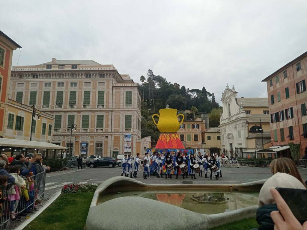 Chiavari: Carnevale, musica e gioco riempiono piazza Matteotti - LevanteNews