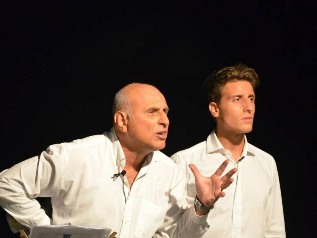 Rino Giannini, attore e regista, Teatro Stabile di Genova, Liceo Marconi Delpino, cabaret, teatro classico, scuola di teatro, emittente RTL, Zelig, "Scherzi a parte"