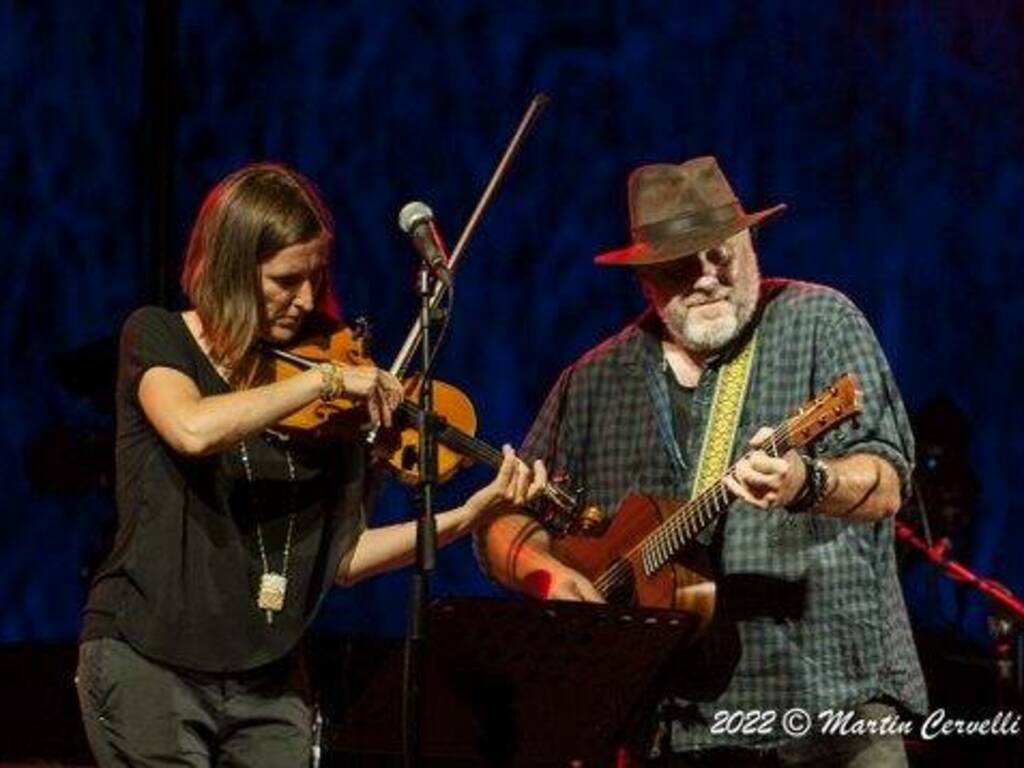 Laura Merione, violinista, spettacoli, concerti, musica tradizionale 