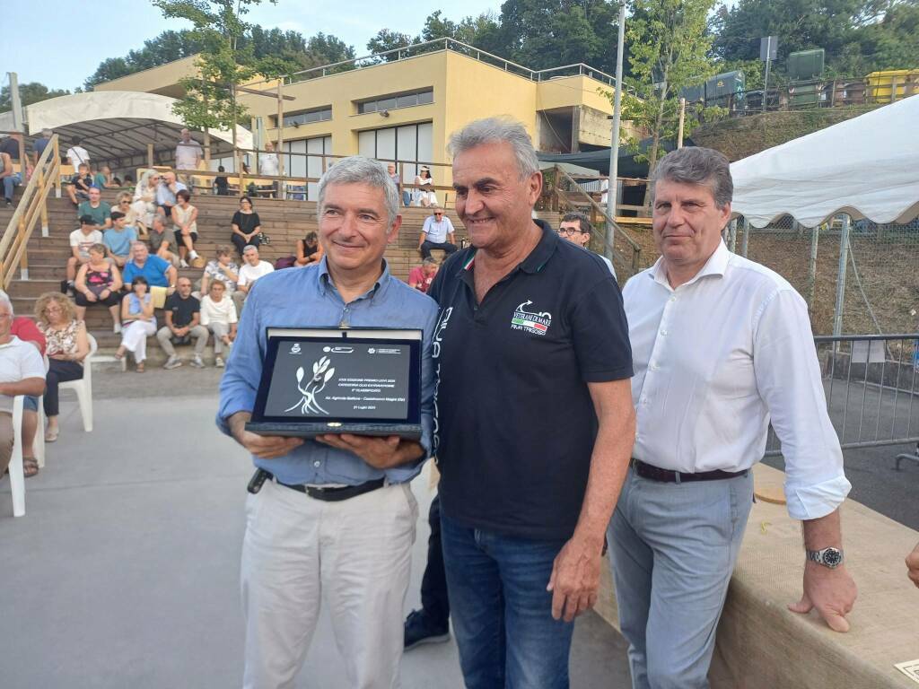 Premio Olio di Leivi, dop, extravergine,  hobbisti, Miglior Oliveto, concorso fotografico, gara di regolarità 