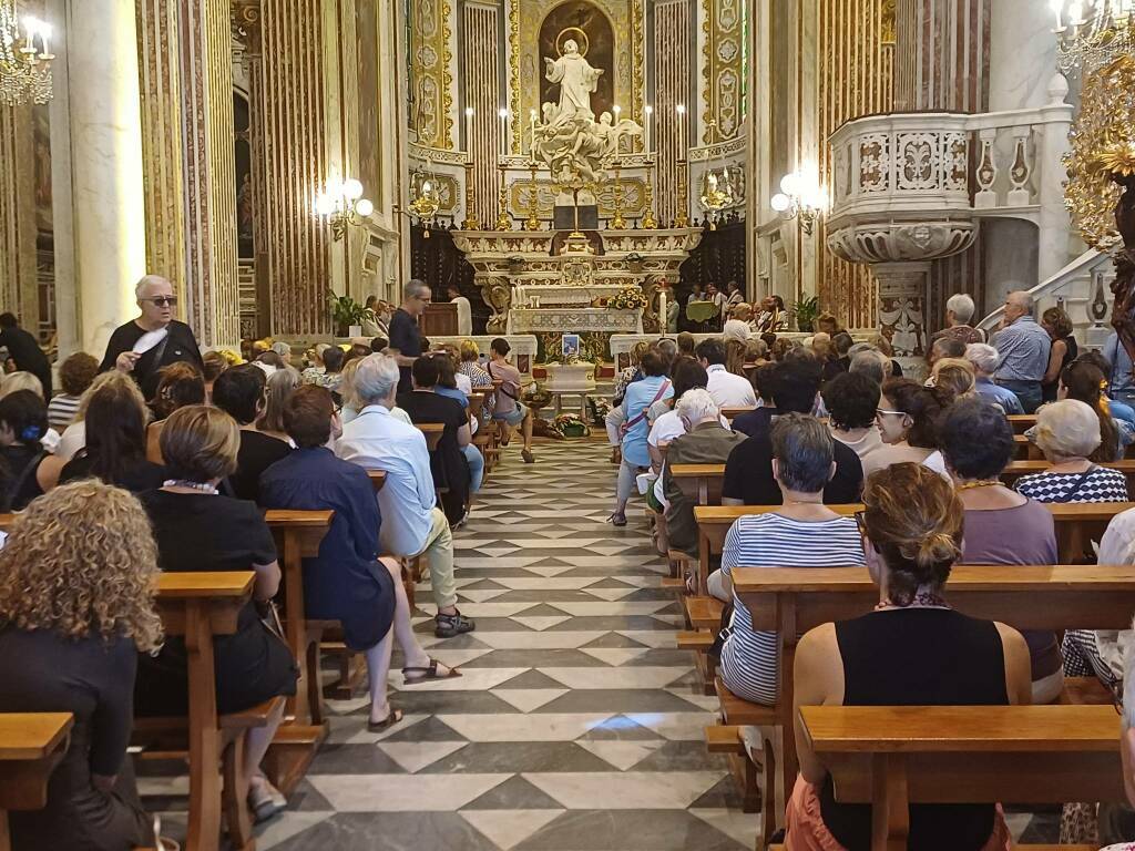 Michela Onali Santoni, funerale, Basilica di Santo Stefano