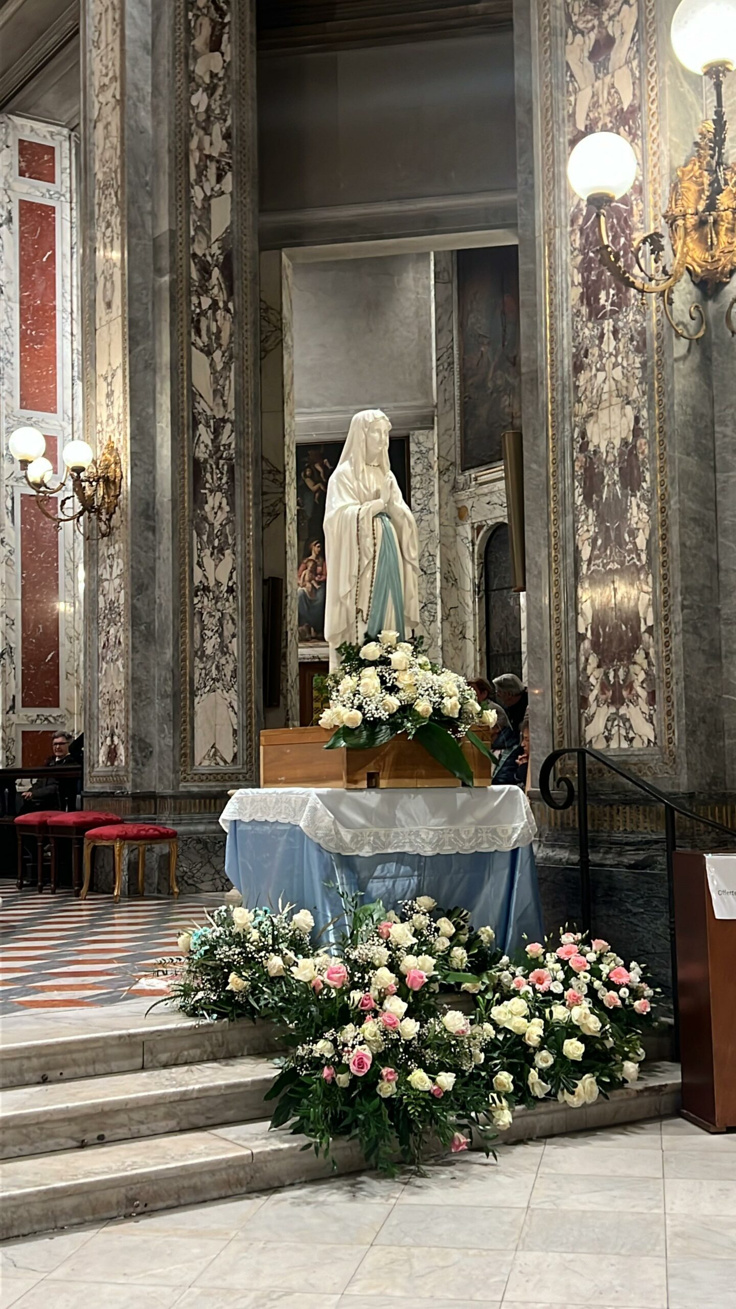 Rapallo: folla in basilica per salutare la Madonna di Lourdes - LevanteNews